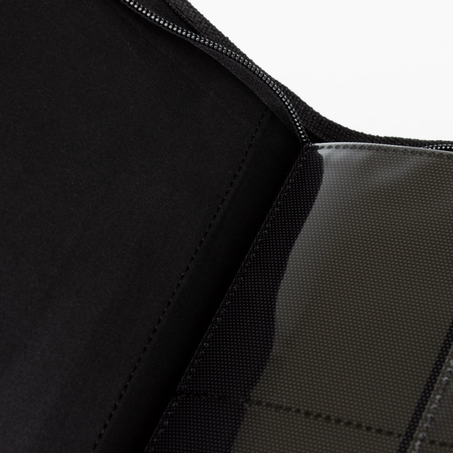 9 Pocket Zip Binder - Palms Off Gaming Collector's Series