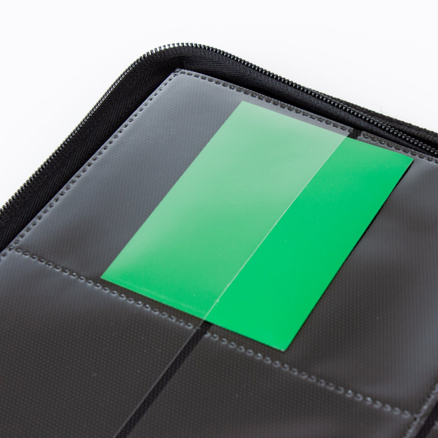 9 Pocket Zip Binder - Palms Off Gaming Collector's Series